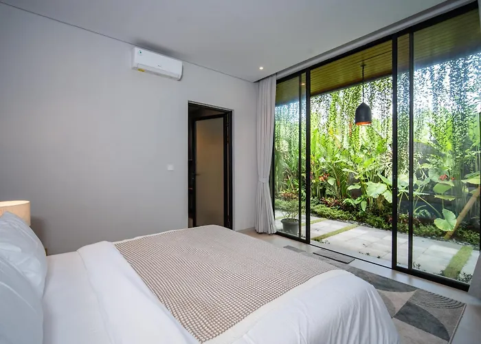 ホテル Kelapa Luxury ウブド