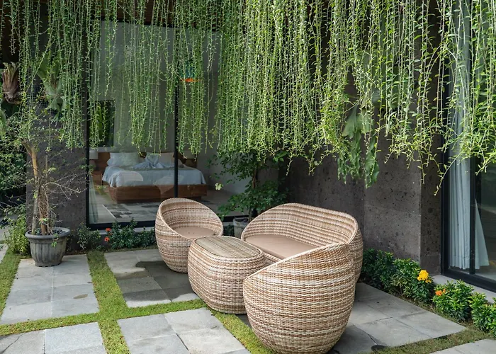 ホテル Kelapa Luxury ウブド